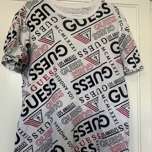Guess Tshirt
